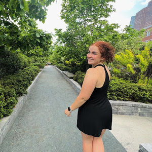 Meet your Posher, Monica